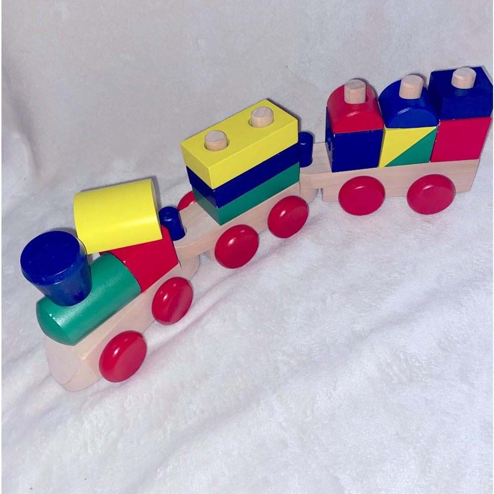 Melissa & Stacking Train